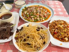 -洪霞餐馆