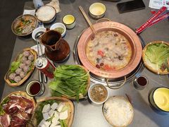 -阿婆情腊排骨火锅·野生菌季(古城旗舰店)