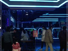 -世代星球·保龄球·镭战真人CS·团建(杨浦店)