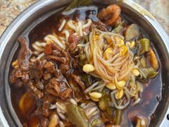 -灵山卢梅燕粉店