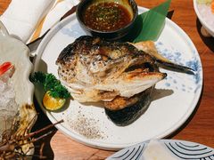 盐烤三文鱼头-熹炭精致日料(金融街购物中心店)