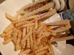 -云庭咖啡厅· 中航泊悦酒店(虹桥T2店)