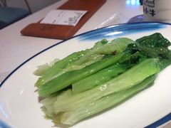 捞汁生菜-小鱼小牛·鱼牛干锅·脆鱼火锅(世欧广场店)