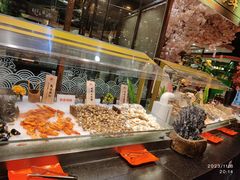 -四海一家自助餐(益田假日广场店)