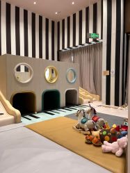 -奈尔宝·儿童乐园·亲子餐厅(鄞州万达店)