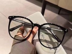 -爱视眸Eyeblling眼镜·依视路·蔡司镜片折扣店(百联南方商城购物中心)