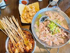 -肖四女乐山跷脚牛肉(南汇大学城生活广场店)