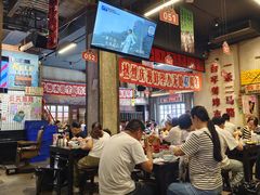 -阿财老铺·老蚌埠龙虾城(华夏总店)