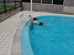 -包玉刚游泳场(黄龙恒励大厦店)