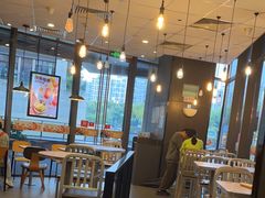 -汉堡王(华润五彩城店)