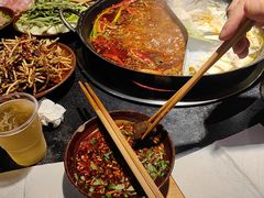 -重庆故事姊妹老火锅(财经学院店)