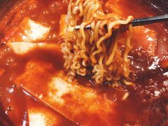 辛拉面-吴草鸡爪오초닭발韩食堂(融恒盈嘉中心店)