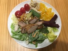 各种蔬菜沙拉-So Lounge索兰至餐厅(蓝色港湾店)