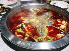 -忘情水鱼头·鲜鱼火锅(滨江中路店)