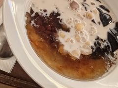 -RUXU入续糖水铺与包(卓悦中心店)