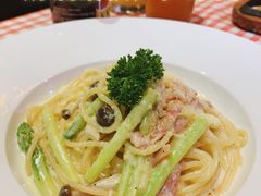 奶油培根芦笋意面-鲨鱼美式餐厅酒吧Sharky
