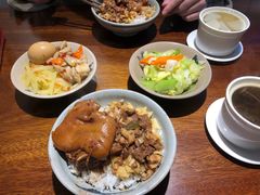 -红猪卤肉饭(大西洋美食城店)