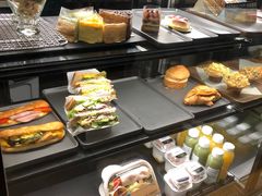 -星巴克(广州百信广场东区店)
