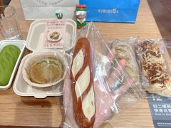 -小飞象面包公社(珠江路金鹰店)