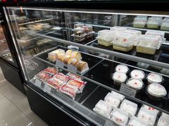 -红宝石·鲜奶小方·海派西点房(莘庄龙之梦店)