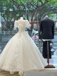 点击看大图 -予白婚纱礼服馆