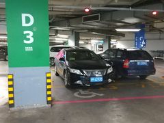 -宜家家居（上海徐汇商场店）-停车场