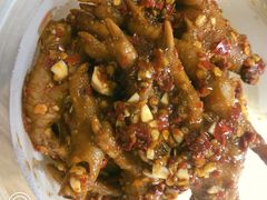 香辣鸡爪-清泉食杂店