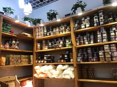 -正宗普宁豆干坊·洪记砂锅粥(红领巾路店)