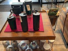 零售区-星巴克臻选(深圳金光华店)