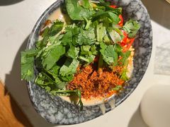 -哥老官重庆美蛙鱼头(五角场合生汇店)