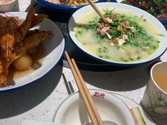 -三人行骨头王火锅(长寿店)