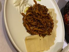 京酱肉丝-京味斋·北京烤鸭(北京南站洋桥店)