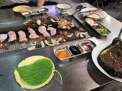 -马路牙子烧烤音乐酒馆(望京店)