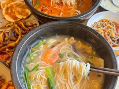 -勺子米线·云南传统小吃市集(四方街店)