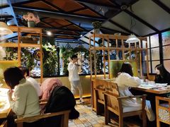 大堂-南城十里潮汕鲜牛火锅·鲜虾生滚粥(融汇老商埠店)