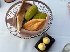 餐前面包-Kathleen's Waitan 凯圣琳江景西餐厅(外滩店)