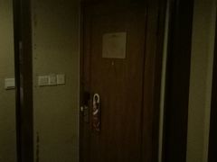 -南京金鹰皇冠假日酒店