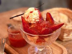 草莓熔岩-Alimentari Grande(东湖路店)