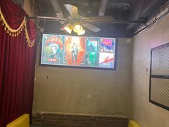-荒岛实景沉浸密室(江汉路1店)