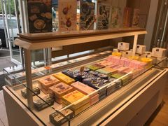 -好利来(中东店)