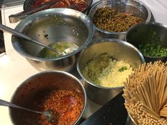 -黑色经典·长沙臭豆腐(粤华路店)