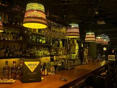 -城墙外BAR