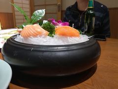 -青瓦餐厅·生鱼片·韩园烤肉(西塔店)