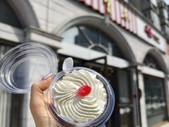 -红宝石·鲜奶小方·海派西点房(南丹店)