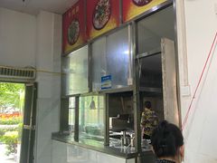 -魏旺湖北正宗牛肉面(硚口公园店)