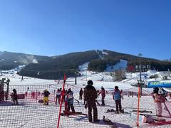 -中旅松花湖滑雪场