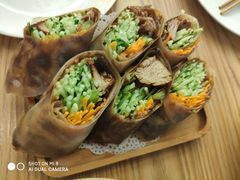 -小镇大厨新概念复合中餐厅(万达广场大连高新店)