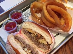 -FATBURGER 特富客汉堡(外交公寓店)