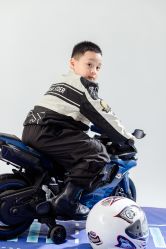 -小熊维尼高端儿童摄影(宝安旗舰店)