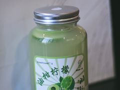 -36抹茶·千层与鲜果茶(欢乐海岸店)